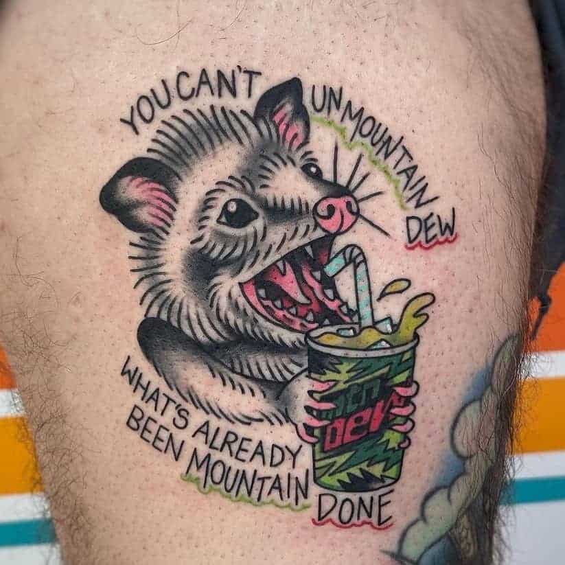 13. Motivierendes Waschbär-Tattoo