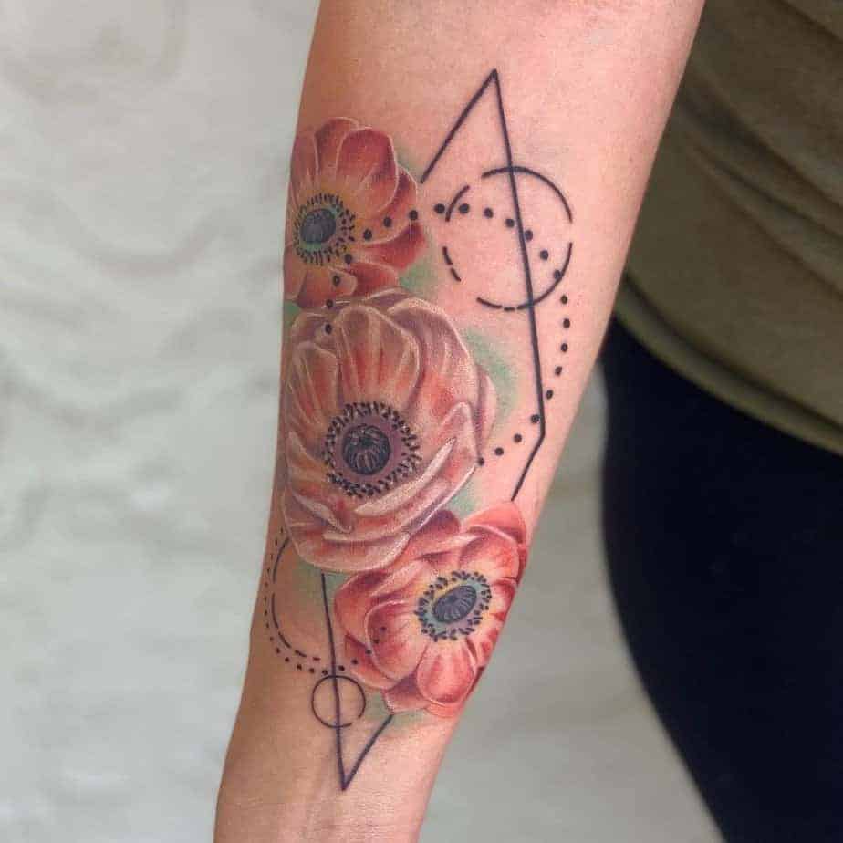 10. Mohnblumen-Tattoo