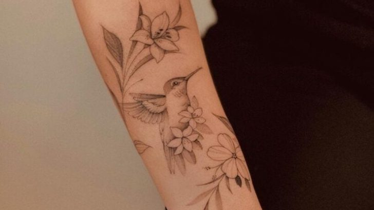 23 Fesselnde Kolibri-Tattoo-Ideen, mit denen du angeben willst