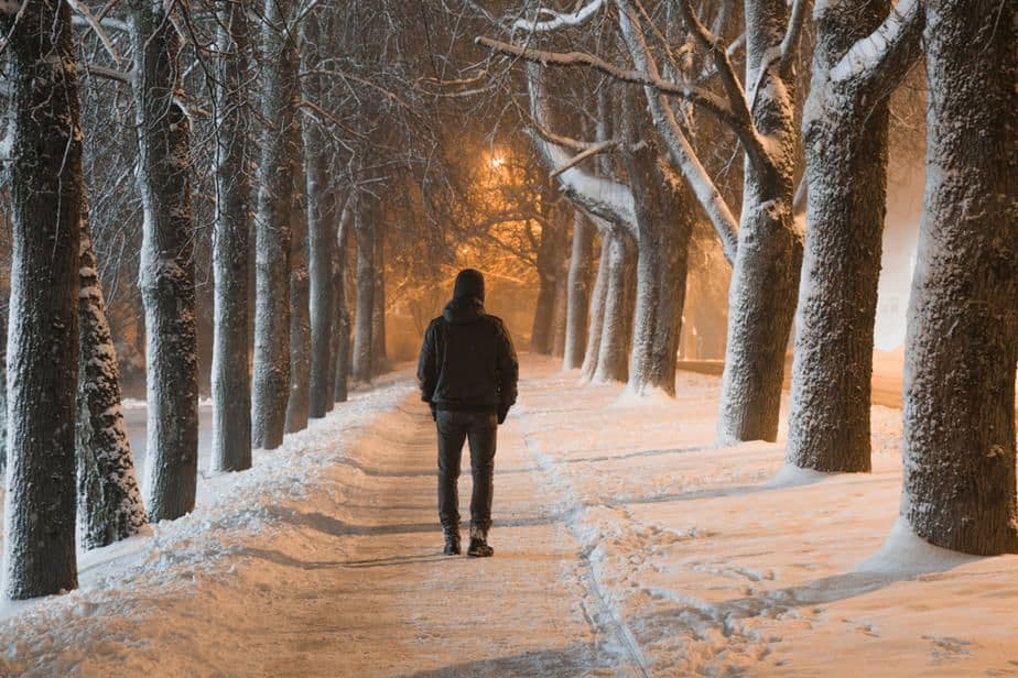 DONE! 11 Times When A Man Realizes He's Lost A Good Woman