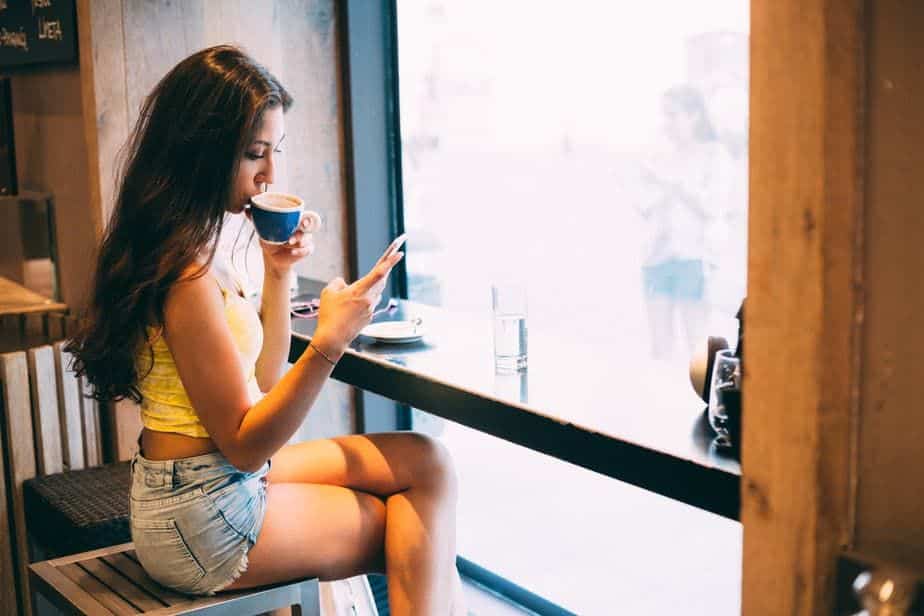 13 Signs Your Ex is Trying to Get Your Attention