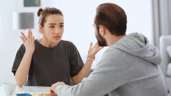 6 hinterhältige Tricks, mit denen Narzissten jede Diskussion für sich entscheiden