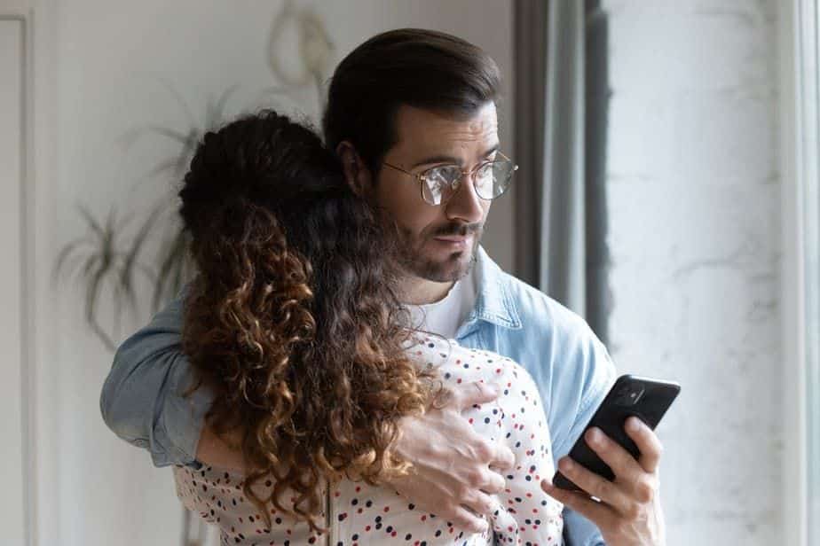 Unhealthy Relationship: 11 Signs That Reek Of Toxicity