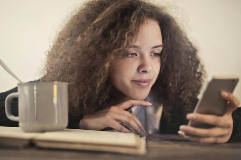 Schnüffeln durch Telefone Schnüffeln durch Telefone