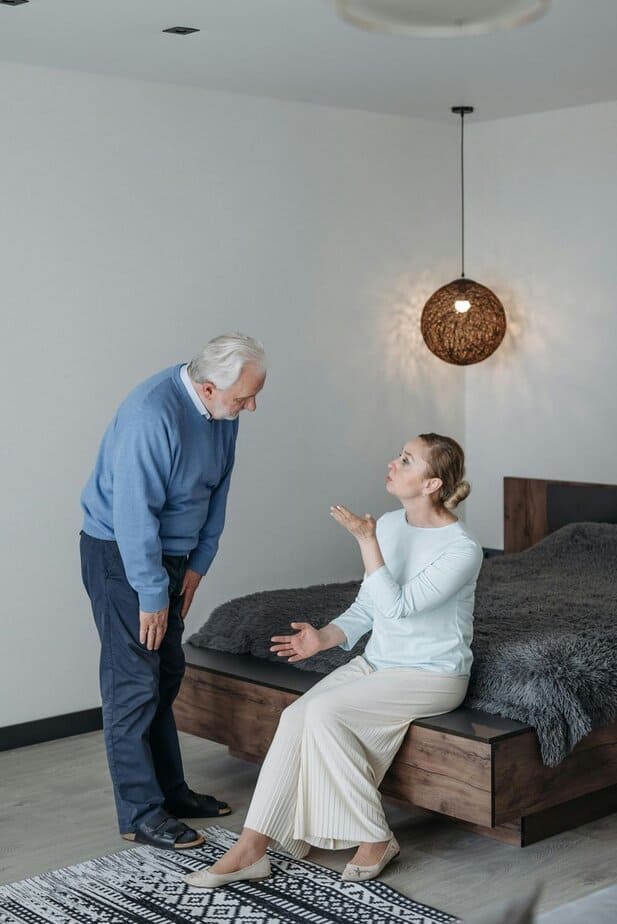 Necken über andere Männer Necken über andere Männer