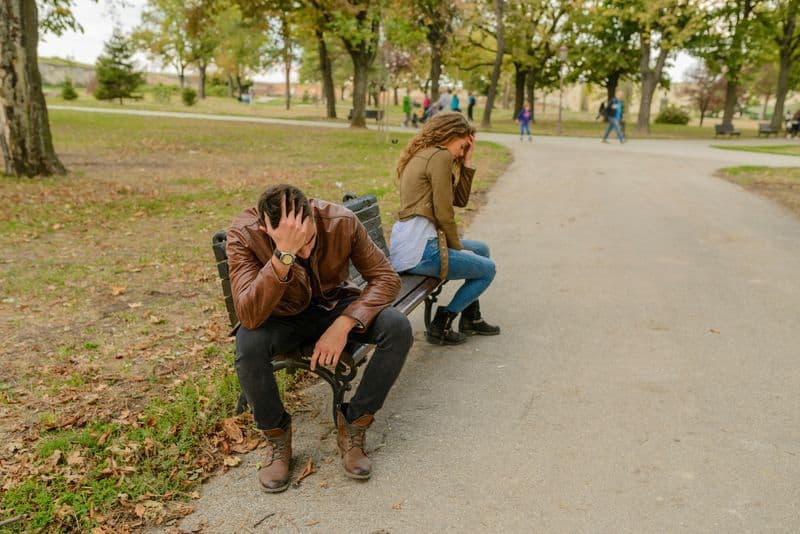 Vorenthalten von Zuneigung oder schweigende Behandlung Vorenthalten von Zuneigung oder schweigende Behandlung