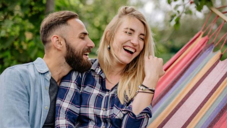 12 Wege, wie Narzissten dich für sich gewinnen, bevor sie dich kaputt machen