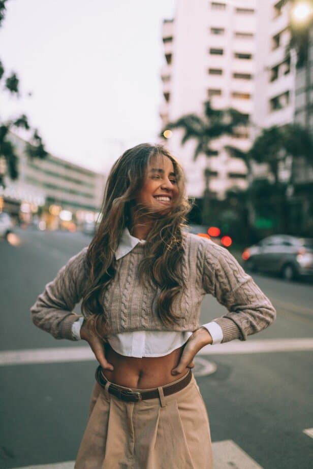 Offene Körpersprache verwenden Offene Körpersprache verwenden