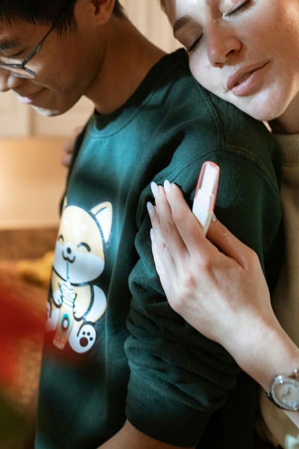 Beziehe ihn in ihre Zukunft ein