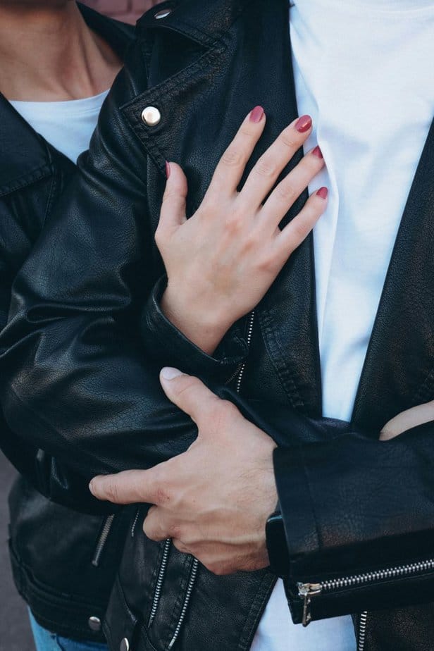 15 Zeichen, dass du in einer einseitigen Beziehung zu viel gibst You Fear Losing Them More Than They Fear Losing You