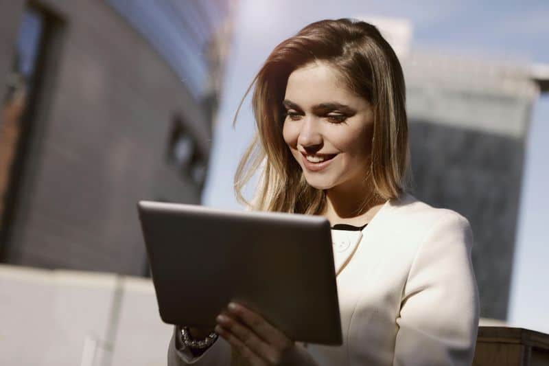 Stalking in den sozialen Medien und unmittelbare Interaktion Stalking in den sozialen Medien und unmittelbare Interaktion