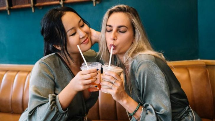 8 Zeichen dafür, dass es Zeit ist, eine Freundschaft zu beenden, sogar wenn ihr euch ewig nahe gestanden habt