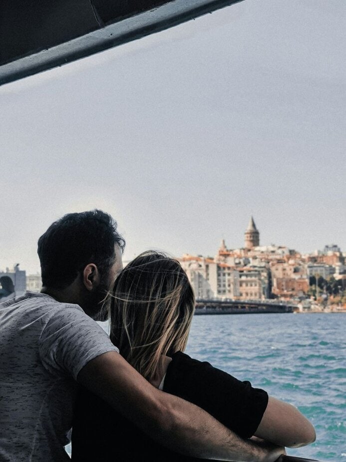 Psychologen sagen, dass Männer mit diesen 9 Merkmalen die besten Ehemänner aller Zeiten sind He is worldly