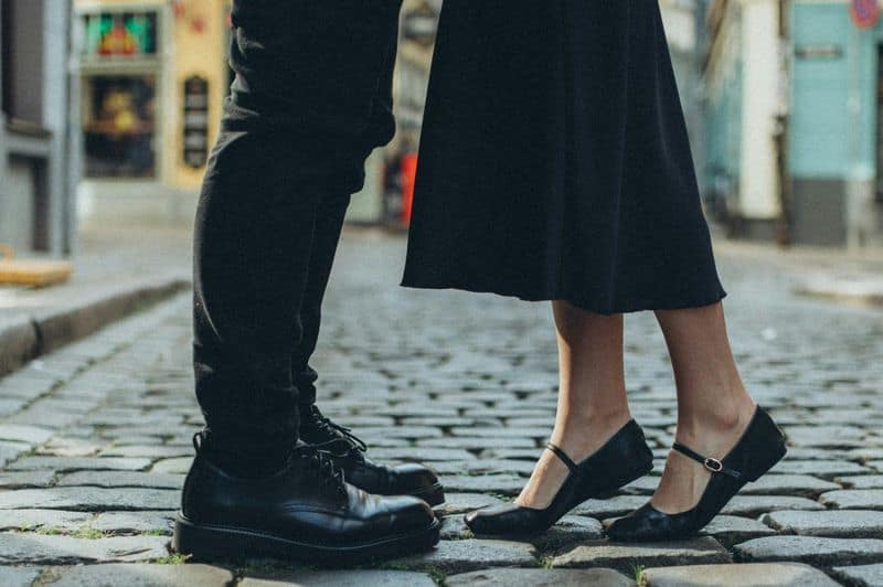 Angemessene Kleidung