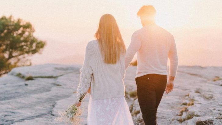 10 Dinge, die gesunde Paare anders machen, laut Psychologen