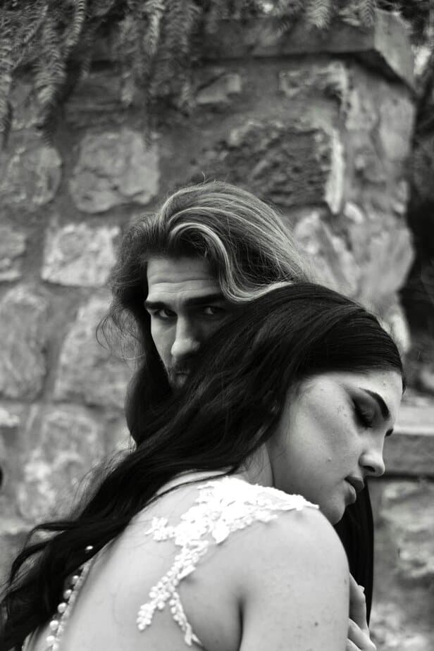 Du fühlst dich unsichtbar, auch wenn er direkt vor dir ist Du fühlst dich unsichtbar, auch wenn er direkt vor dir ist