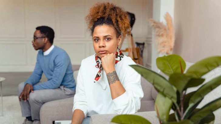 11 Subtile Dinge, die Ehefrauen bemerken, wenn ihre Männer aufhören, sie zu begehren