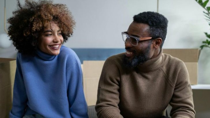 14 Phrasen, die glücklich verheiratete Frauen benutzen (und unglückliche nie tun)