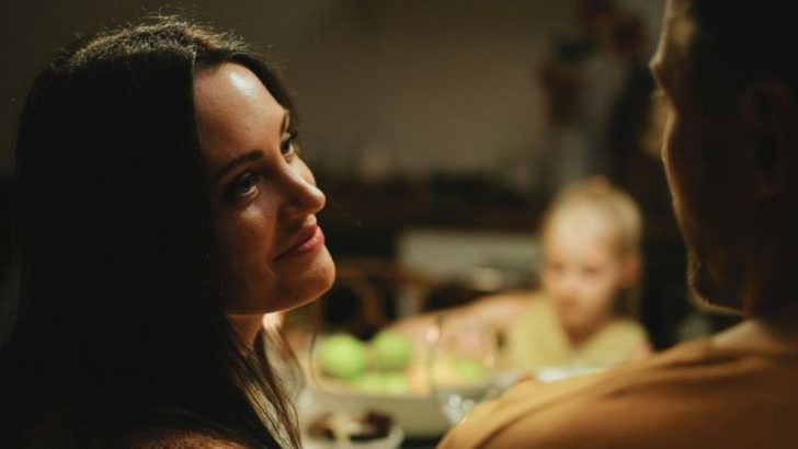 7 Wege, wie die Ehe deiner Eltern deine Ehe beeinflusst (ohne dass du es weißt)