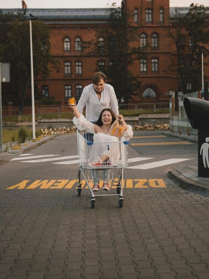 Nimm die Vorteile der verschiedenen Stufen im Leben an Nimm die Vorteile der verschiedenen Stufen im Leben an