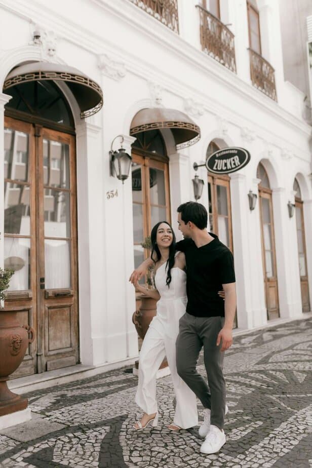 Unterbrechen, wenn sie redet