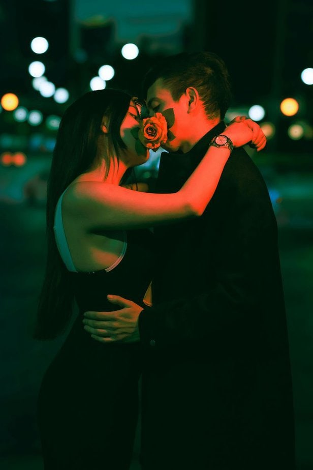 Sie versuchen, den Funken neu zu entfachen Sie versuchen, den Funken neu zu entfachen