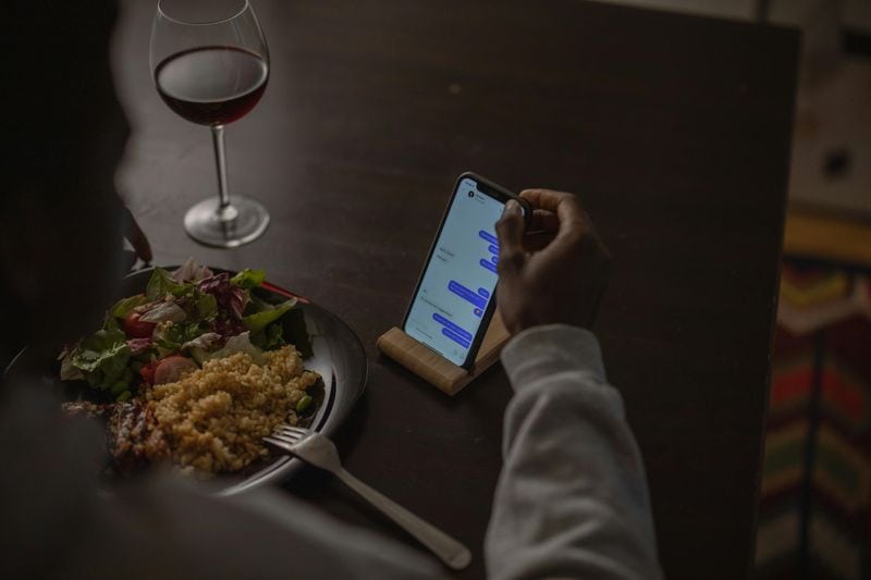 Jedes Wort und jede Geste überanalysieren