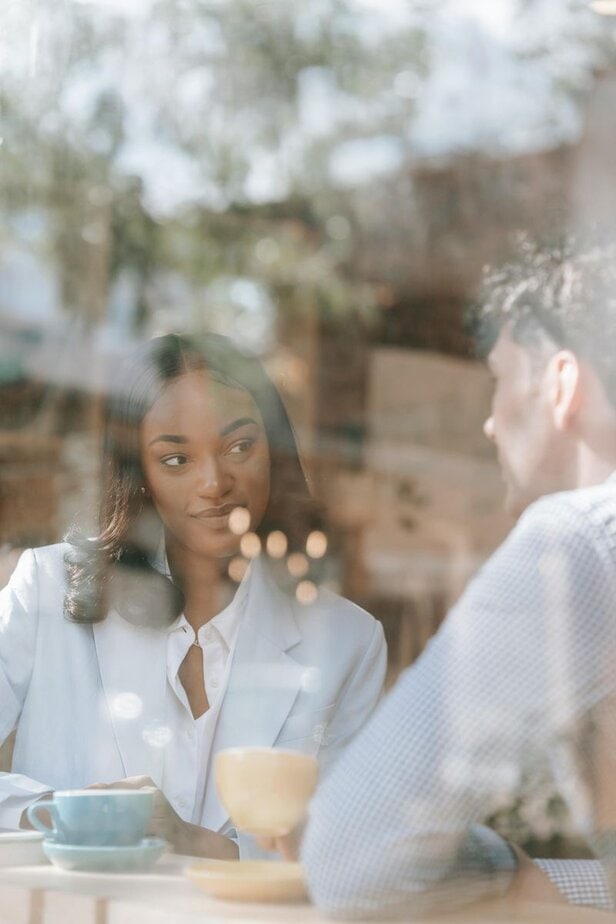 Kommuniziere offen und regelmäßig