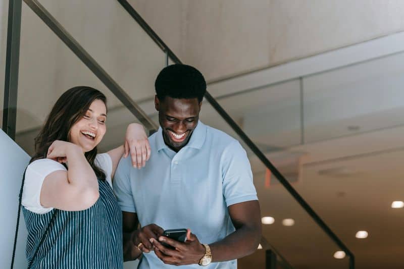 Du vergleichst deine Beziehung ständig mit anderen