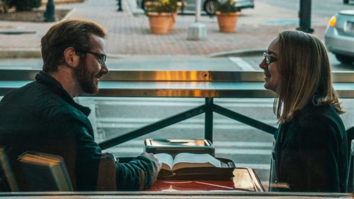 10 kleine Angewohnheiten, die dich zu einem sichereren Menschen in der Liebe machen