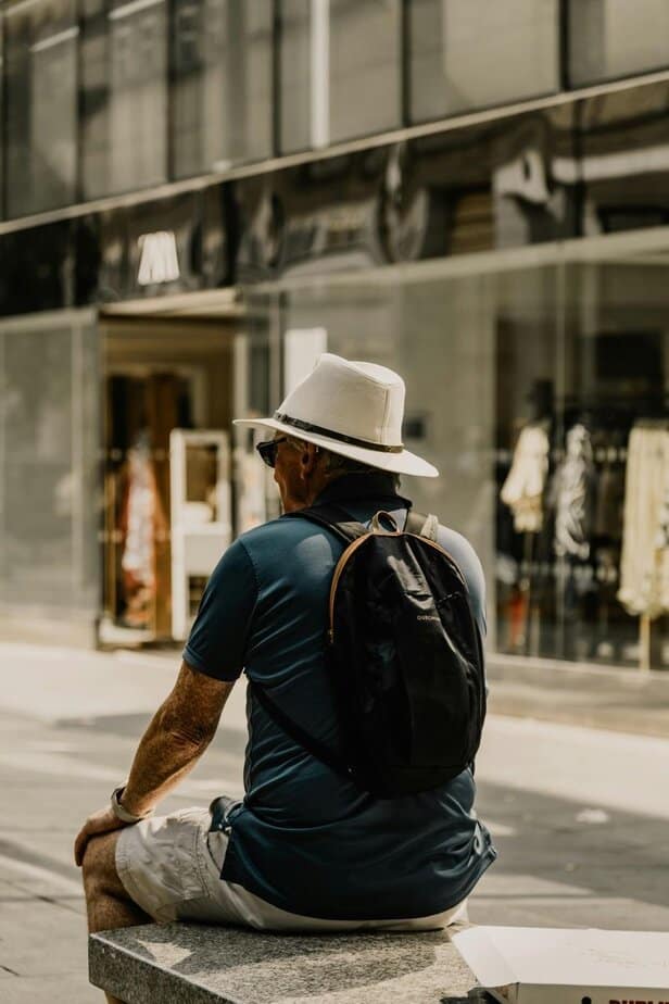 Sich von anderen auf der Nase herumtanzen lassen Sich von anderen auf der Nase herumtanzen lassen