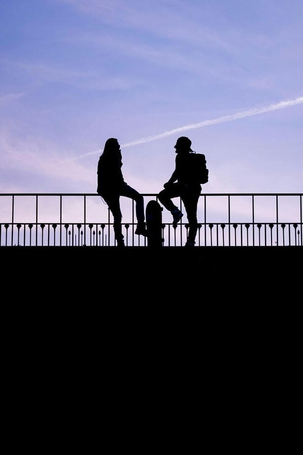 Er schließt die Tür zu Möglichkeiten nie ganz zu Er schließt die Tür zu Möglichkeiten nie ganz zu