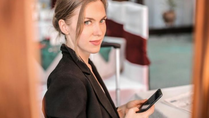 11 Subtile Zeichen dafür, dass sie kein Interesse haben – und du es erzwingst