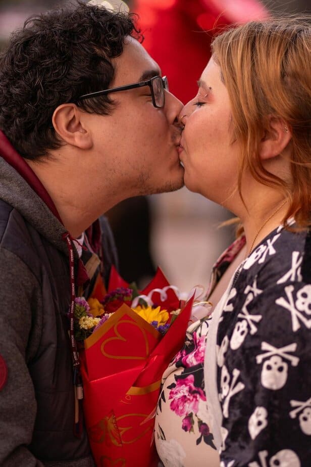 12 Dinge, die Frauen heimlich von einem Ehemann wollen (und die die meisten Männer nicht wissen) Affection and Appreciation