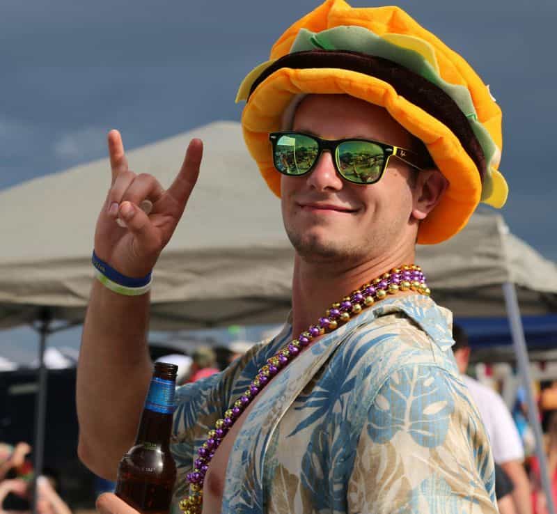 Als Junggeselle statt als unverheiratet bezeichnet werden