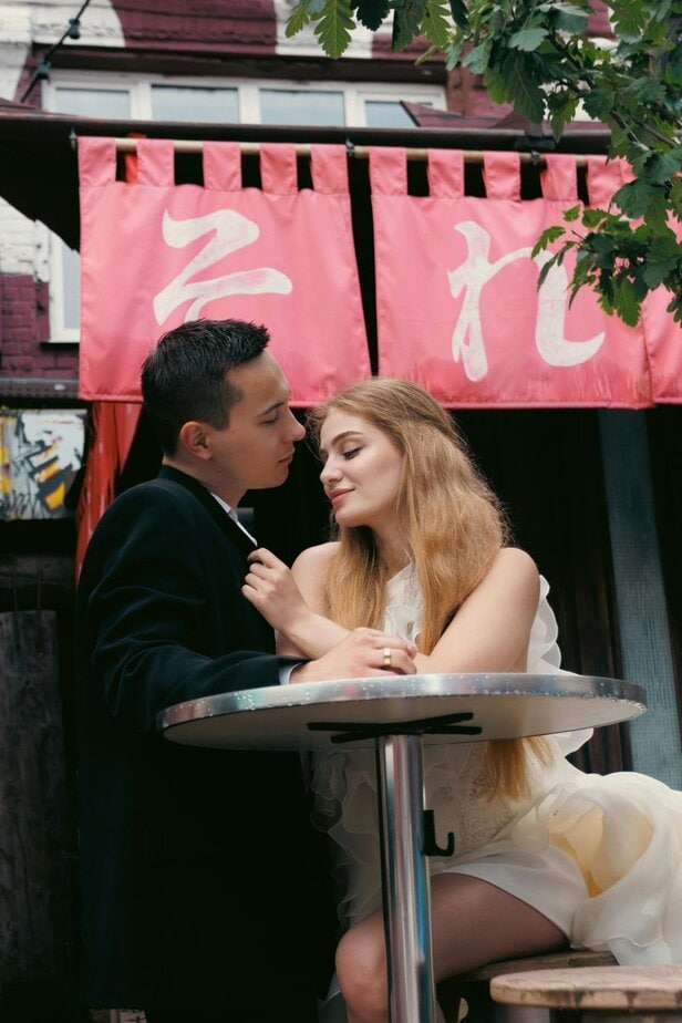 Du solltest dich geheimnisvoll geben Du solltest dich geheimnisvoll geben