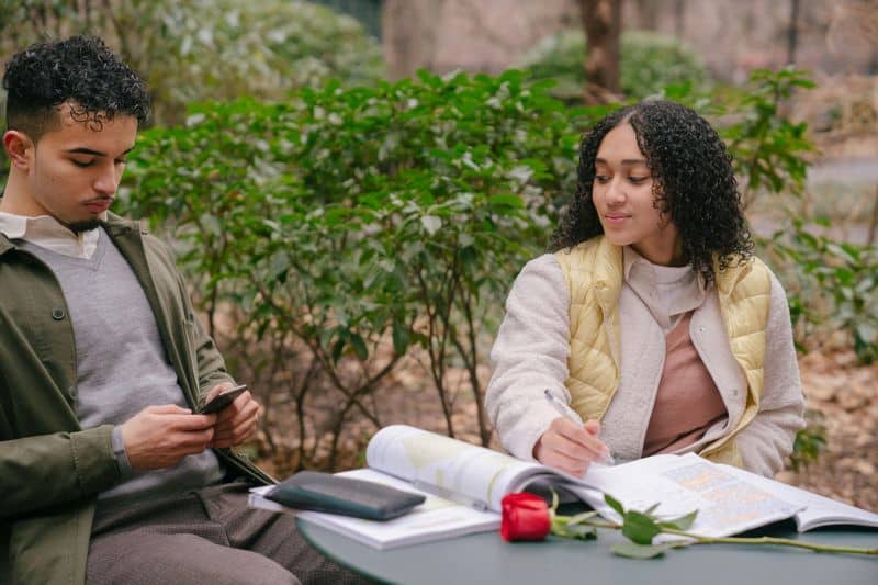 Eifersucht mit F&uuml;rsorge verwechseln