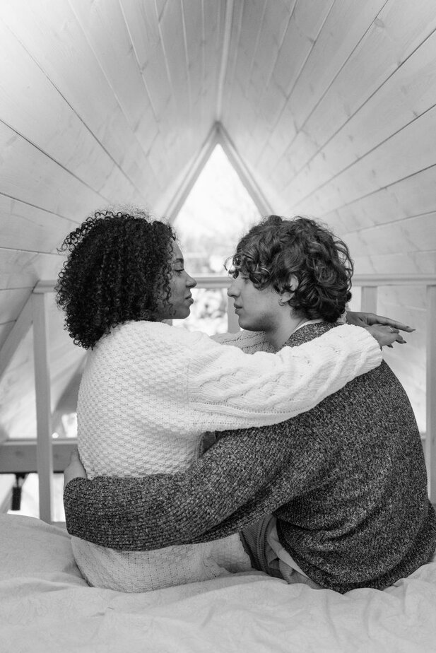 Er feiert deinen Erfolg ohne Eifersucht