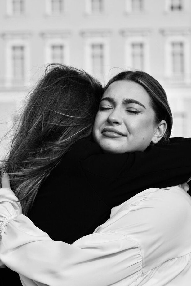 Du machst andere dazu, sich gut über sich selbst zu fühlen Du machst andere dazu, sich gut über sich selbst zu fühlen