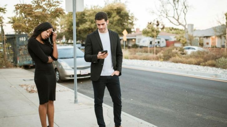 8 Phrasen mit roten Warnzeichen, die Männer verwenden, wenn sie Frauen nicht respektieren