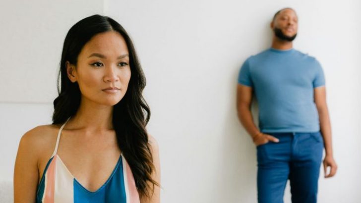 8 Zeichen, dass du aus deiner Beziehung herausgewachsen bist