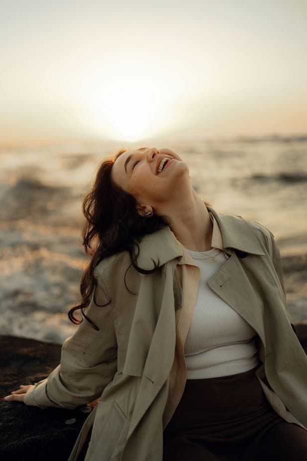 Freies und aufrichtiges Lachen