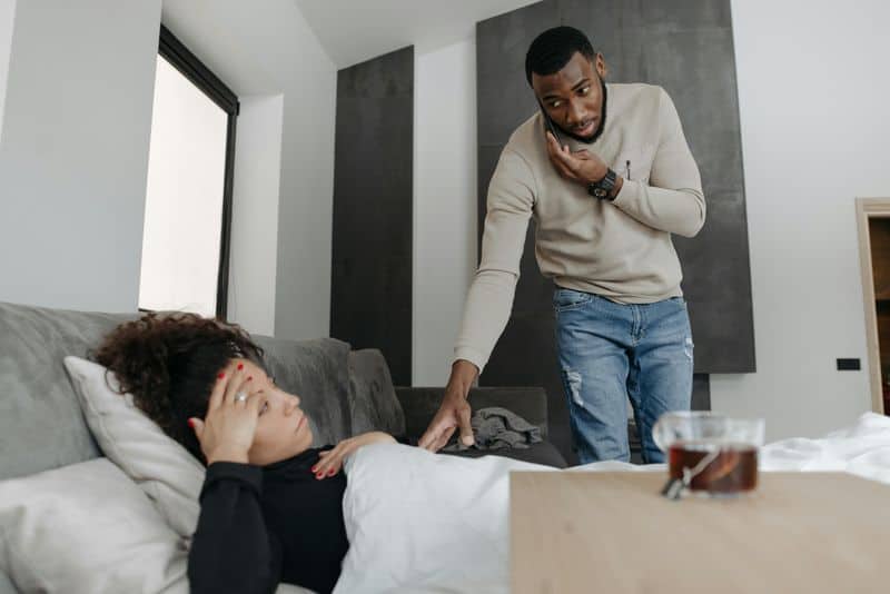 Sie melden sich einfach, weil