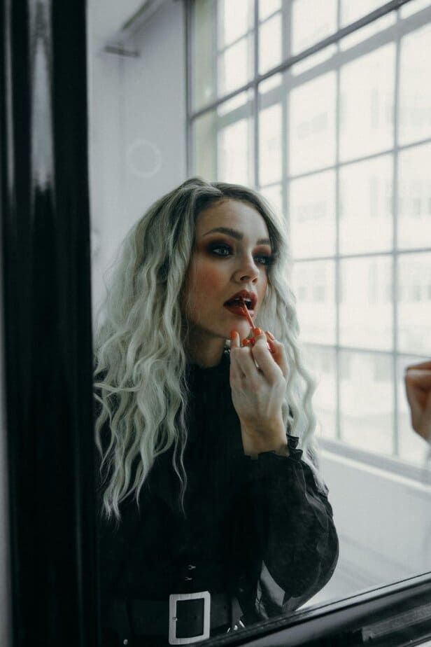 Sie schützt ihre Energie, indem sie Nein sagt Sie schützt ihre Energie, indem sie Nein sagt