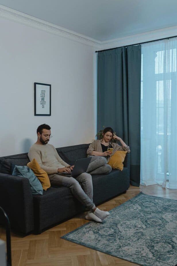 Er nimmt sich keine Zeit mehr f&uuml;r dich