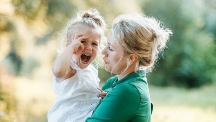 10 deutliche Zeichen, dass du mit einem narzisstischen Elternteil aufgewachsen bist