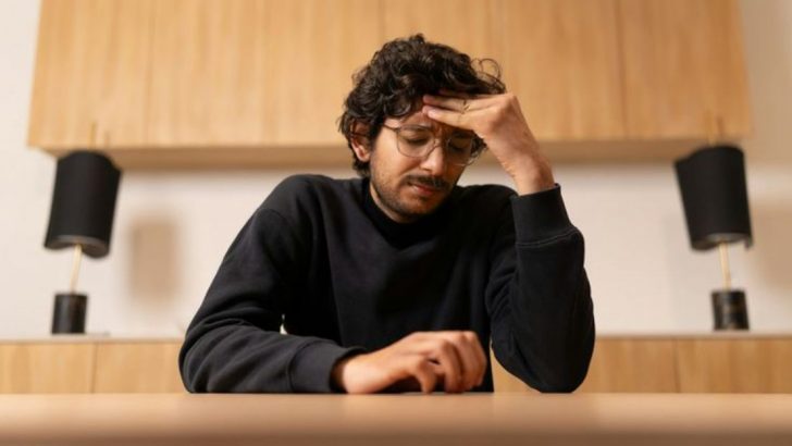 10 Dinge, die M&auml;nner machen k&ouml;nnen, wenn eine Beziehung auseinander f&auml;llt