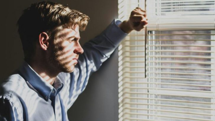 10 Verhaltensweisen von Männern, die es bedauern, dich zu verlieren