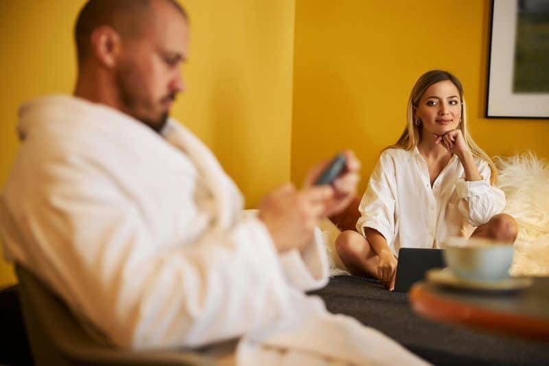 Er sollte dich von seinem Leben trennen Er sollte dich von seinem Leben trennen