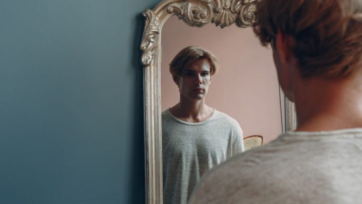 11 verborgene Eigenschaften, die Narzissten so zerst&ouml;rerisch machen